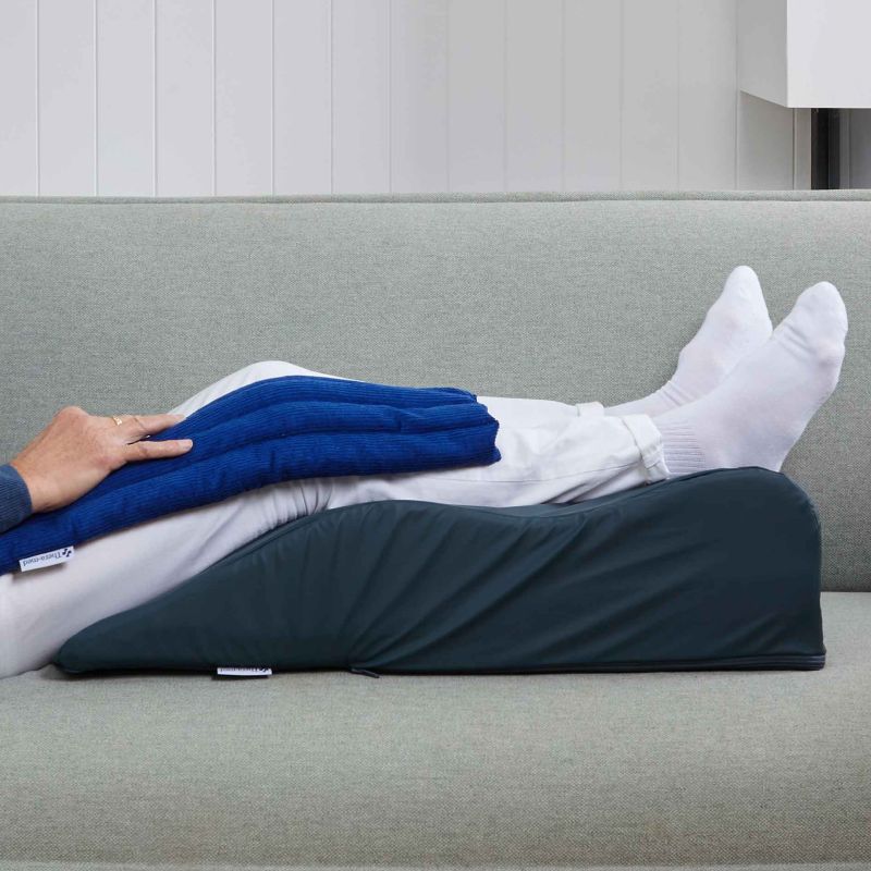 Therapeutic Pillow Leg Relaxer - Image 3