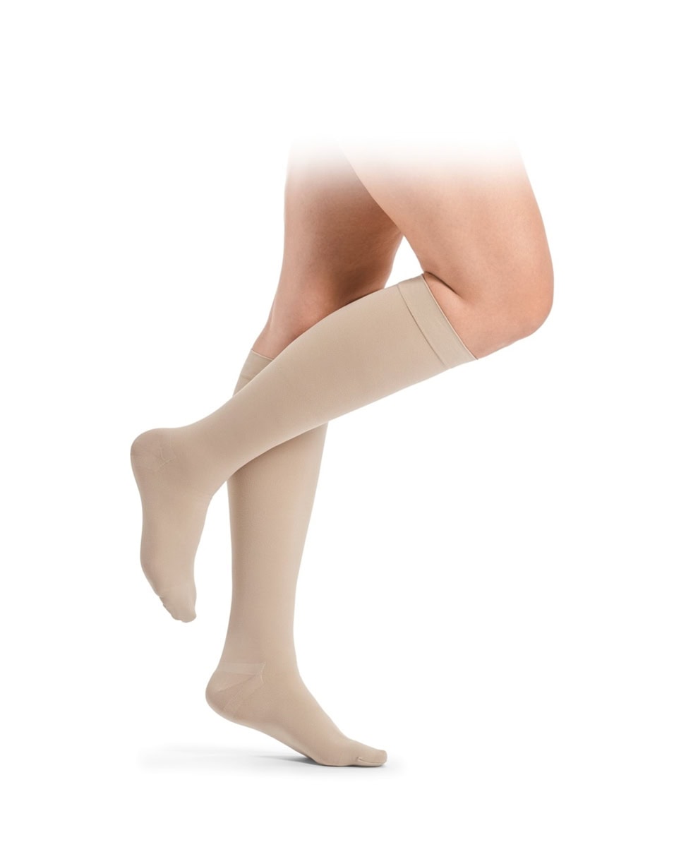 Sigvaris Essential Recovery Class 1 Compression Stockings - Calf - Image 2