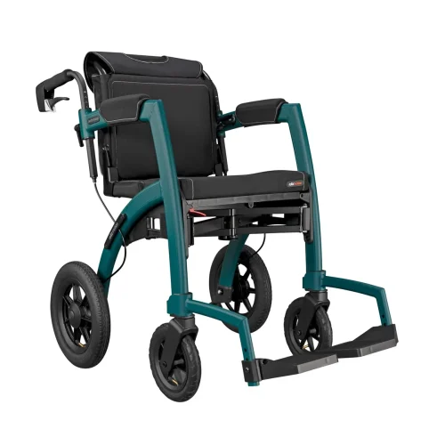 2010RM0014RollzMotionPerformance_wheelchair_rightnoshadow2